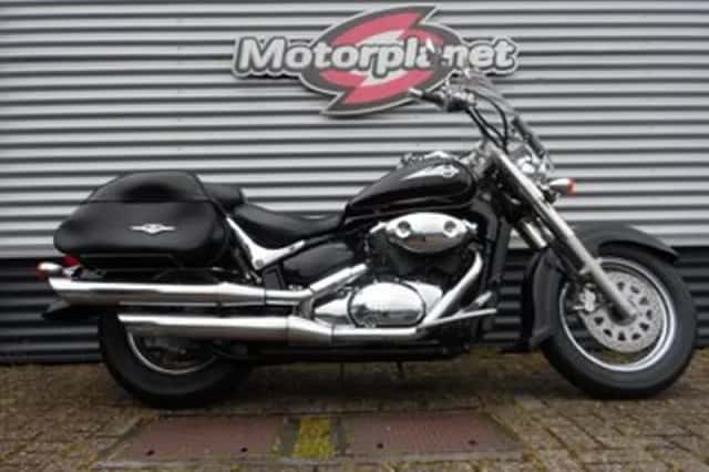 Suzuki VL800 (2004) thumbnail 1