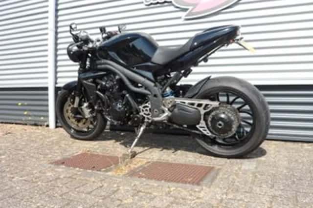 TRIUMPH SPEED (2010) thumbnail 4