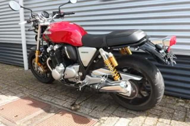 Honda CB1100RS (2018) thumbnail 6