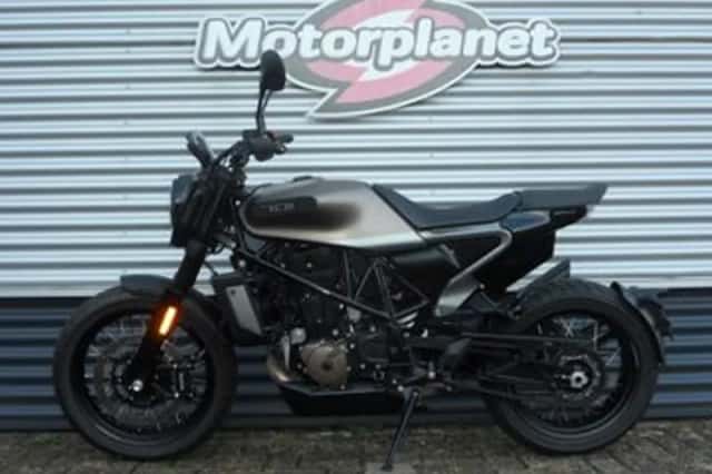 Husqvarna SVARTPILEN (2020) thumbnail 2