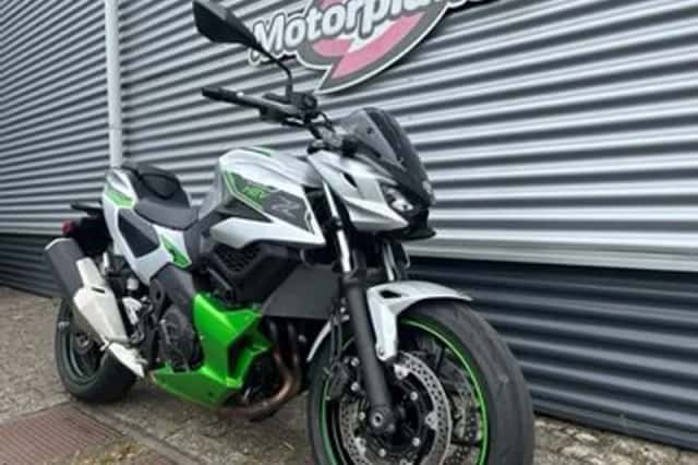 KAWASAKI NINJA (2024) thumbnail 3