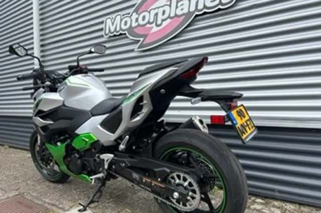 KAWASAKI NINJA (2024) thumbnail 6