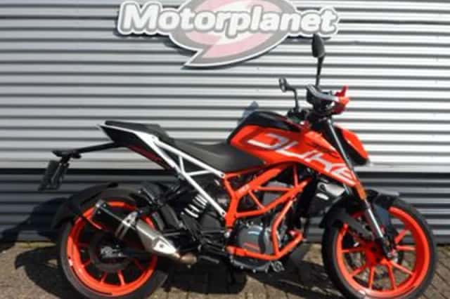 KTM 390 (2020) thumbnail 1
