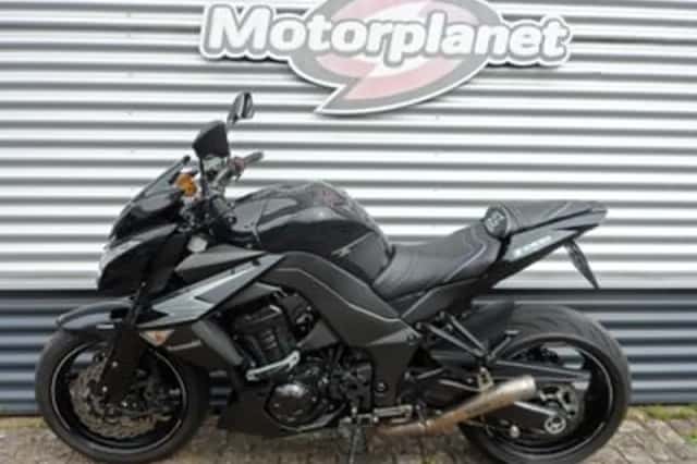 KAWASAKI Z1000 (2013) thumbnail 2