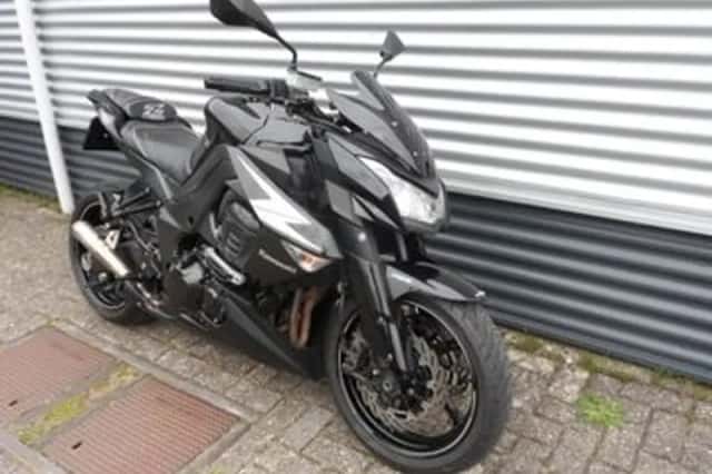 KAWASAKI Z1000 (2013) thumbnail 4