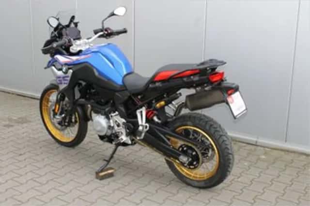 BMW F (2022) thumbnail 6