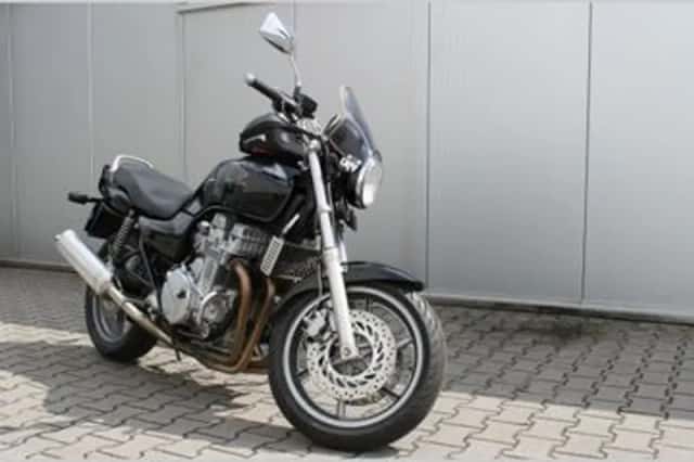 Honda CB (1995) thumbnail 2