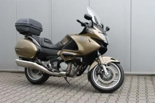 Honda NT (2006) thumbnail 2