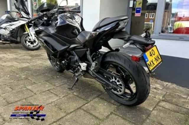 KAWASAKI NINJA (2025) thumbnail 5