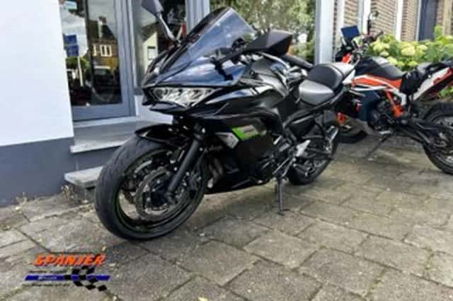 KAWASAKI NINJA (2025) thumbnail 6