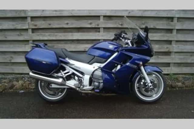 YAMAHA FJR (2003) thumbnail 1