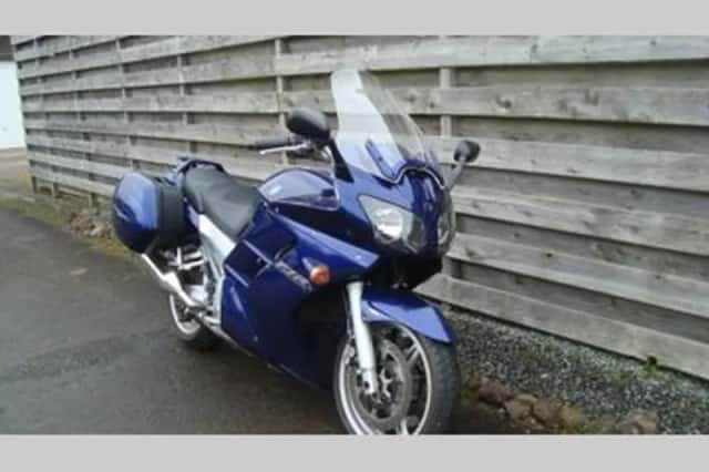 YAMAHA FJR (2003) thumbnail 2