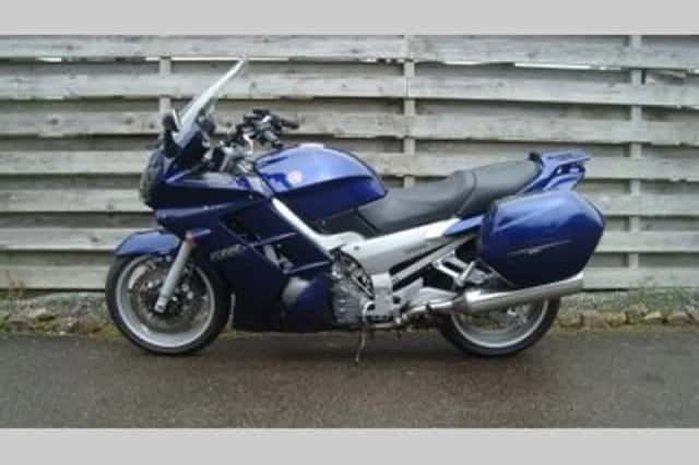 YAMAHA FJR (2003) thumbnail 5