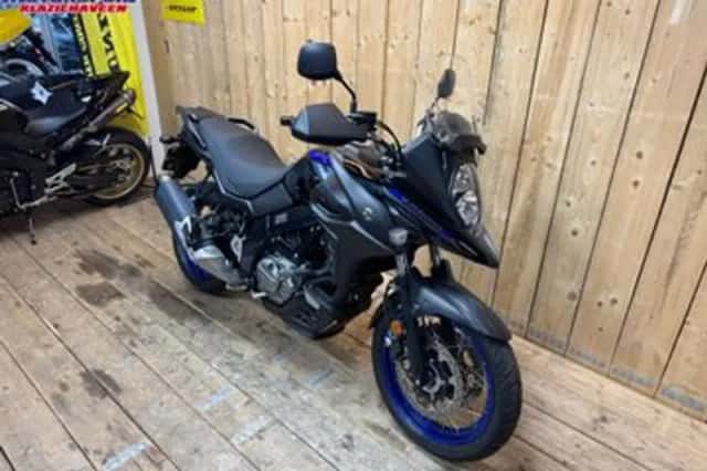 Suzuki V-STROM (2022) thumbnail 2
