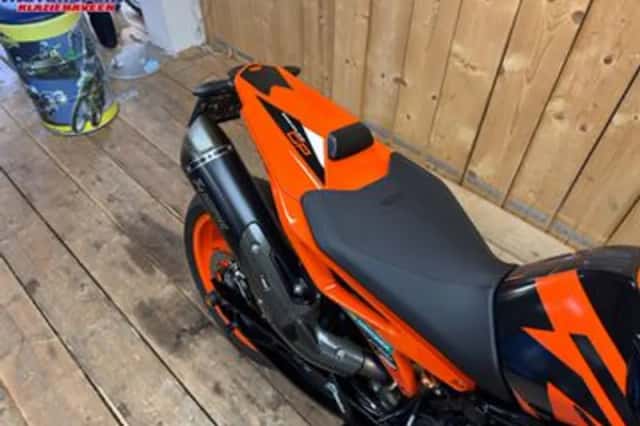 KTM 890 (2022) thumbnail 5