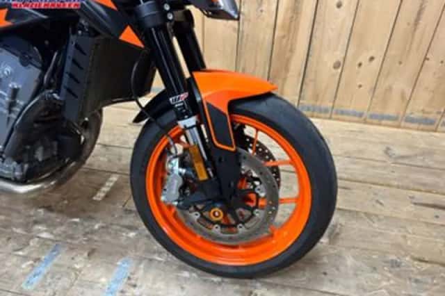 KTM 890 (2022) thumbnail 6