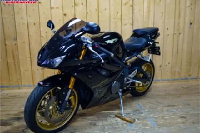 TRIUMPH DAYTONA (2007) thumbnail 3
