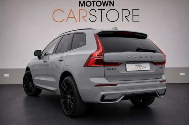 Volvo XC60 (2025) thumbnail 2