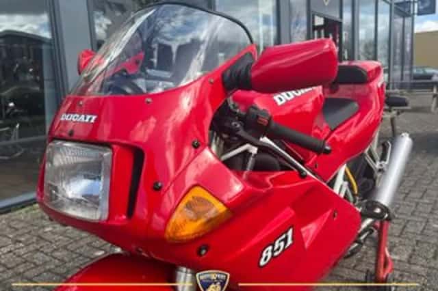 DUCATI 851 (1994) thumbnail 4