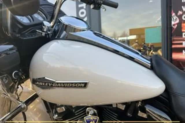 HARLEY-DAVIDSON ROAD (2022) thumbnail 6
