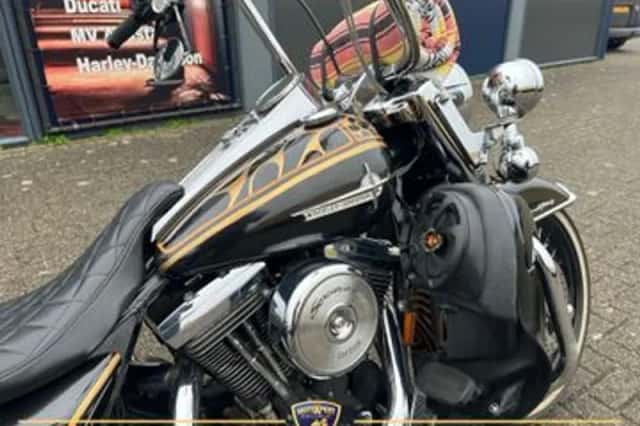 HARLEY-DAVIDSON ROAD (1995) thumbnail 5