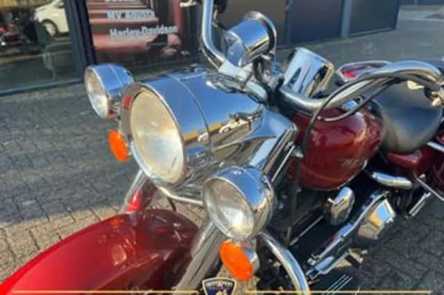 HARLEY-DAVIDSON ROAD (1999) thumbnail 4