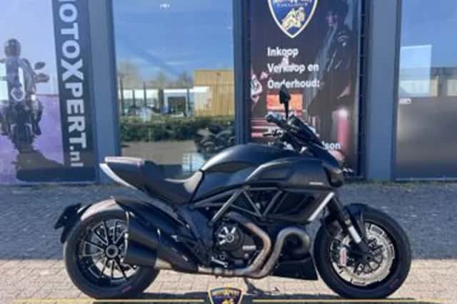 DUCATI DIAVEL (2012) thumbnail 1