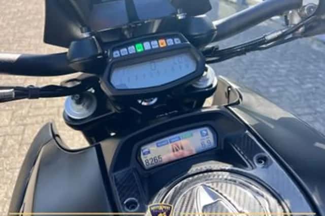 DUCATI DIAVEL (2012) thumbnail 3
