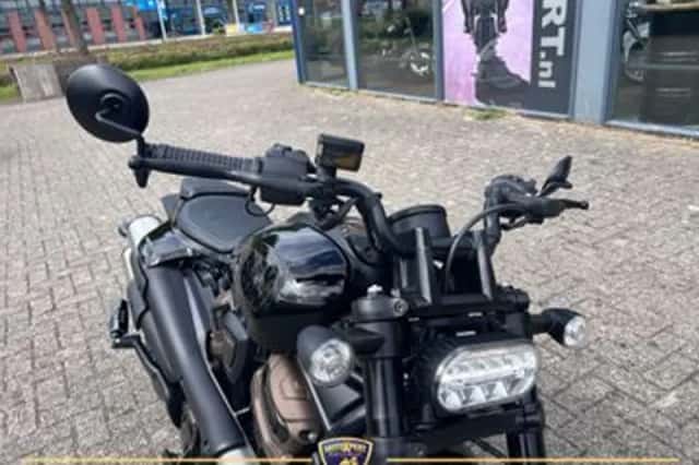 HARLEY-DAVIDSON SPORTSTER (2021) thumbnail 4