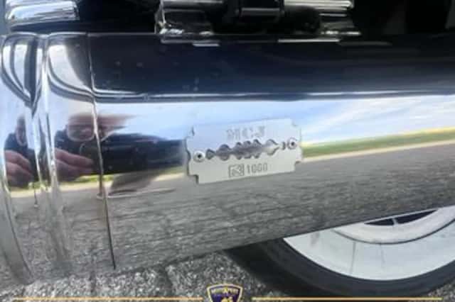 HARLEY-DAVIDSON ROAD (1999) thumbnail 4