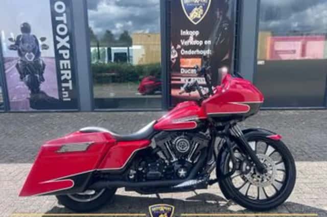 HARLEY-DAVIDSON ROAD (2008) thumbnail 1