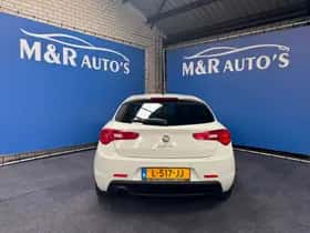 Alfa Romeo Giulietta (2013) thumbnail 11
