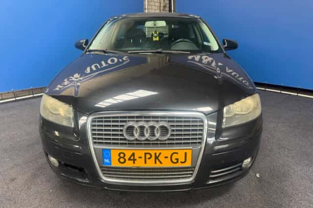 Audi A3 (2004) thumbnail 4