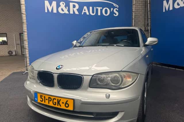 BMW 1-Serie (2011) thumbnail 1