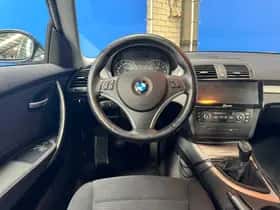 BMW 1-Serie (2010) thumbnail 15