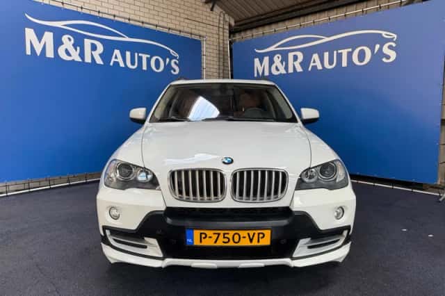 BMW X5 (2009) thumbnail 3