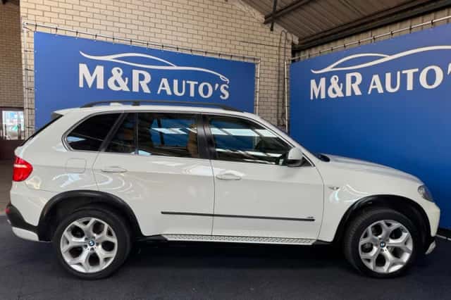 BMW X5 (2009) thumbnail 6