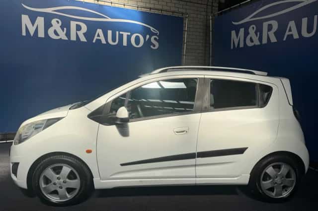 Chevrolet Spark (2010) thumbnail 5