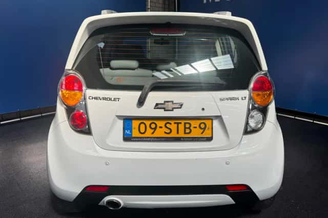 Chevrolet Spark (2010) thumbnail 10