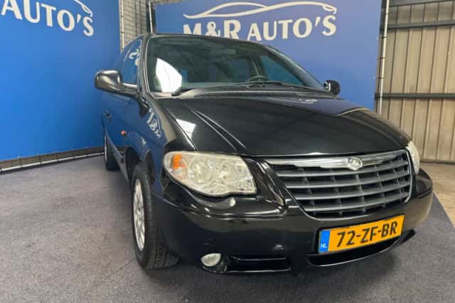Chrysler Grand Voyager (2008) thumbnail 2
