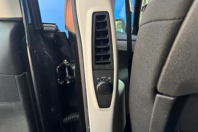 Citroën C4 Picasso (2011) thumbnail 18