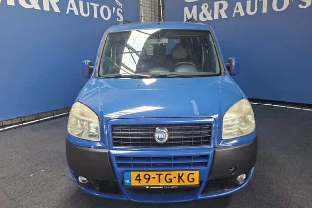 Fiat Doblò (2006) thumbnail 3