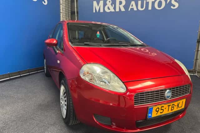 Fiat Grande Punto (2006) thumbnail 2