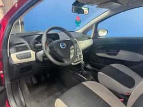 Fiat Grande Punto (2006) thumbnail 11