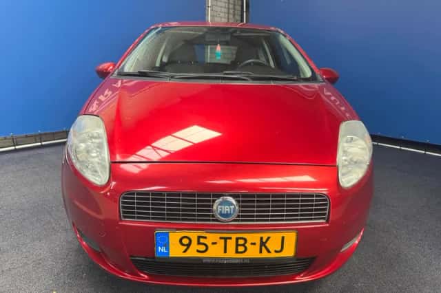 Fiat Grande Punto (2006) thumbnail 4
