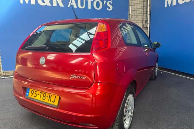 Fiat Grande Punto (2006) thumbnail 8