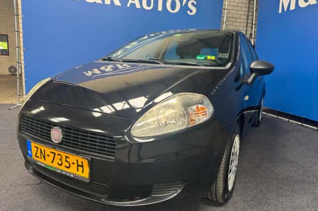 Fiat Punto (2012) thumbnail 1