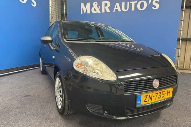 Fiat Punto (2012) thumbnail 2
