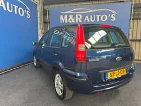 Ford Fusion (2003) thumbnail 7