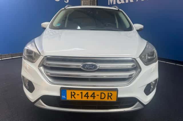 Ford Kuga (0) thumbnail 4
